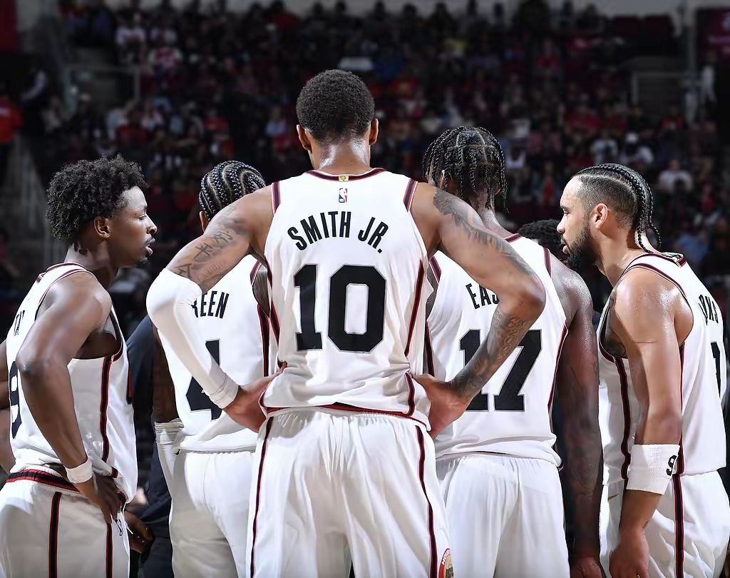 ayx洛杉矶湖人发布备战花絮，赛前刷新队史纪录，亚冠任务艰巨，球队文化再被提及的简单介绍